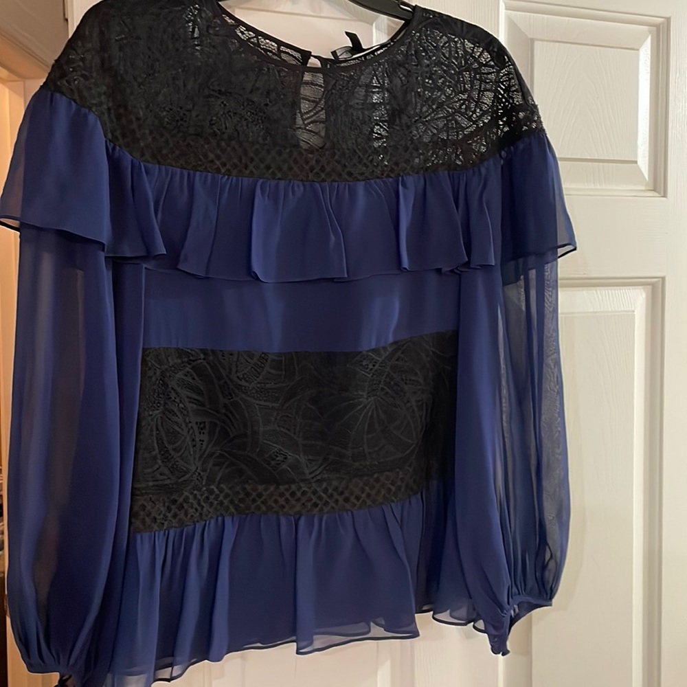 BCBG MAXAZRIA BLOUSE